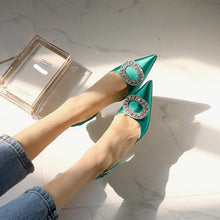 Load image into Gallery viewer, PATRICIA - Distinctive Shoes